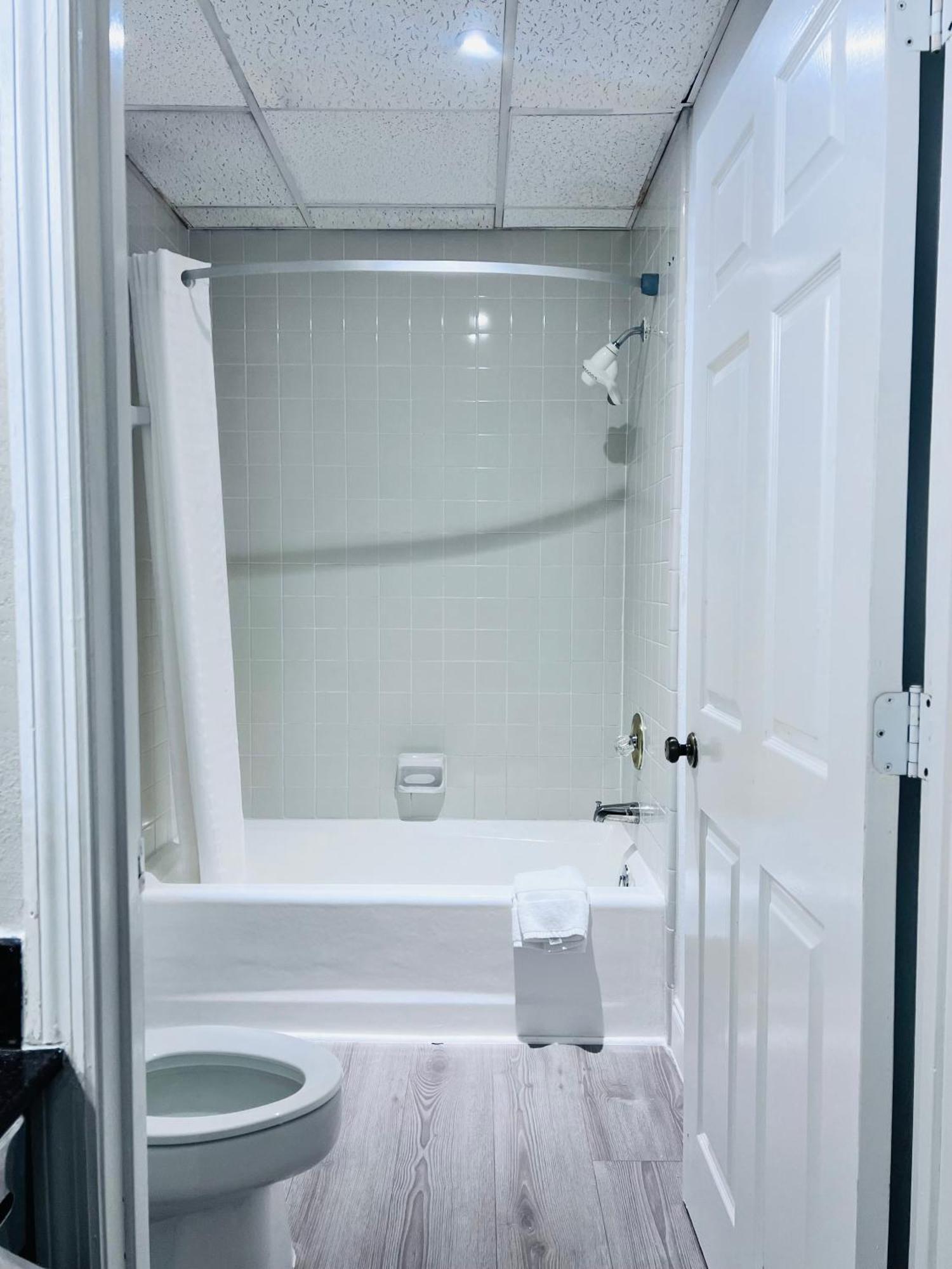 Budgetel Inn & Suites Dillard Extérieur photo