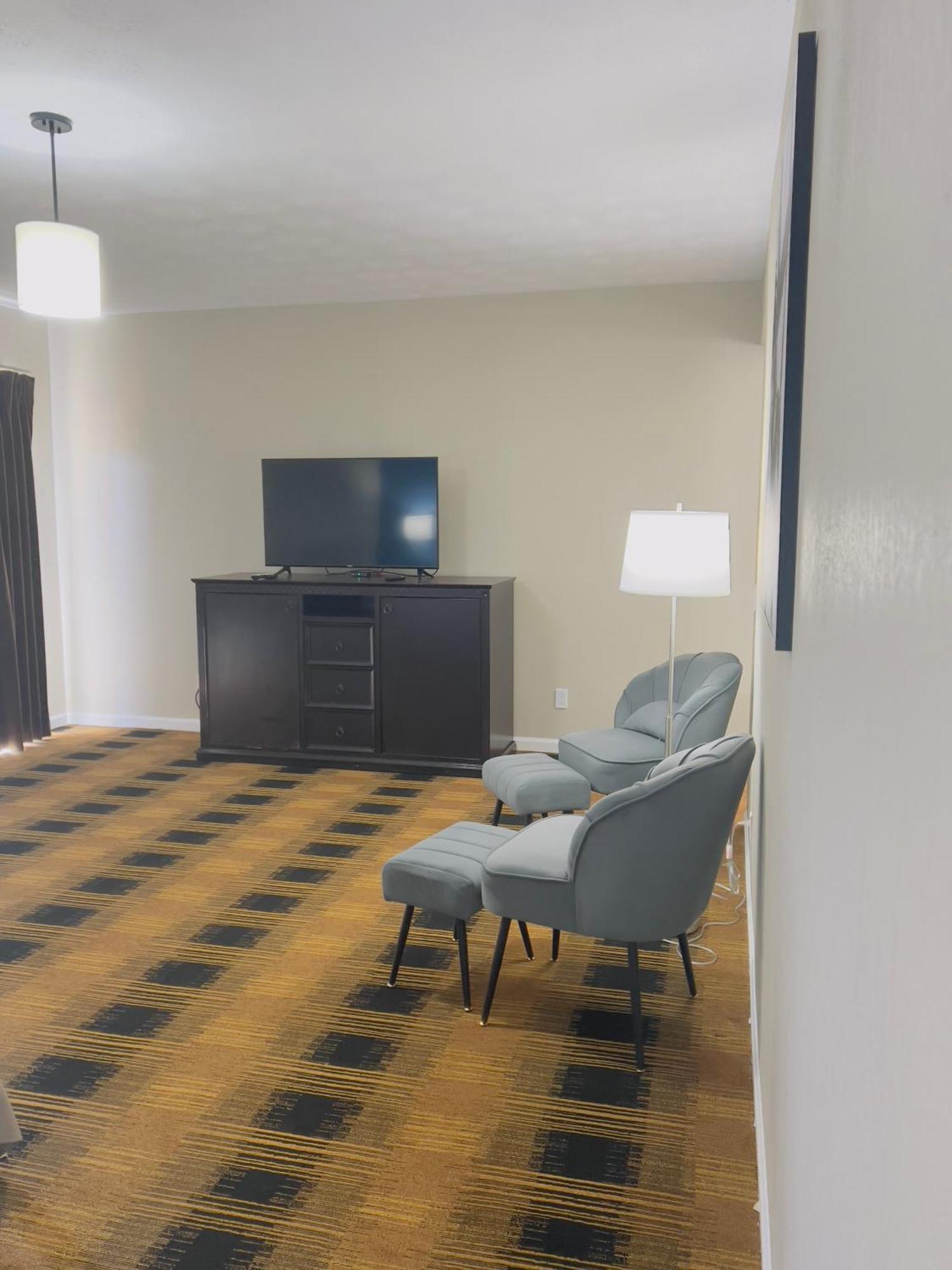 Budgetel Inn & Suites Dillard Extérieur photo