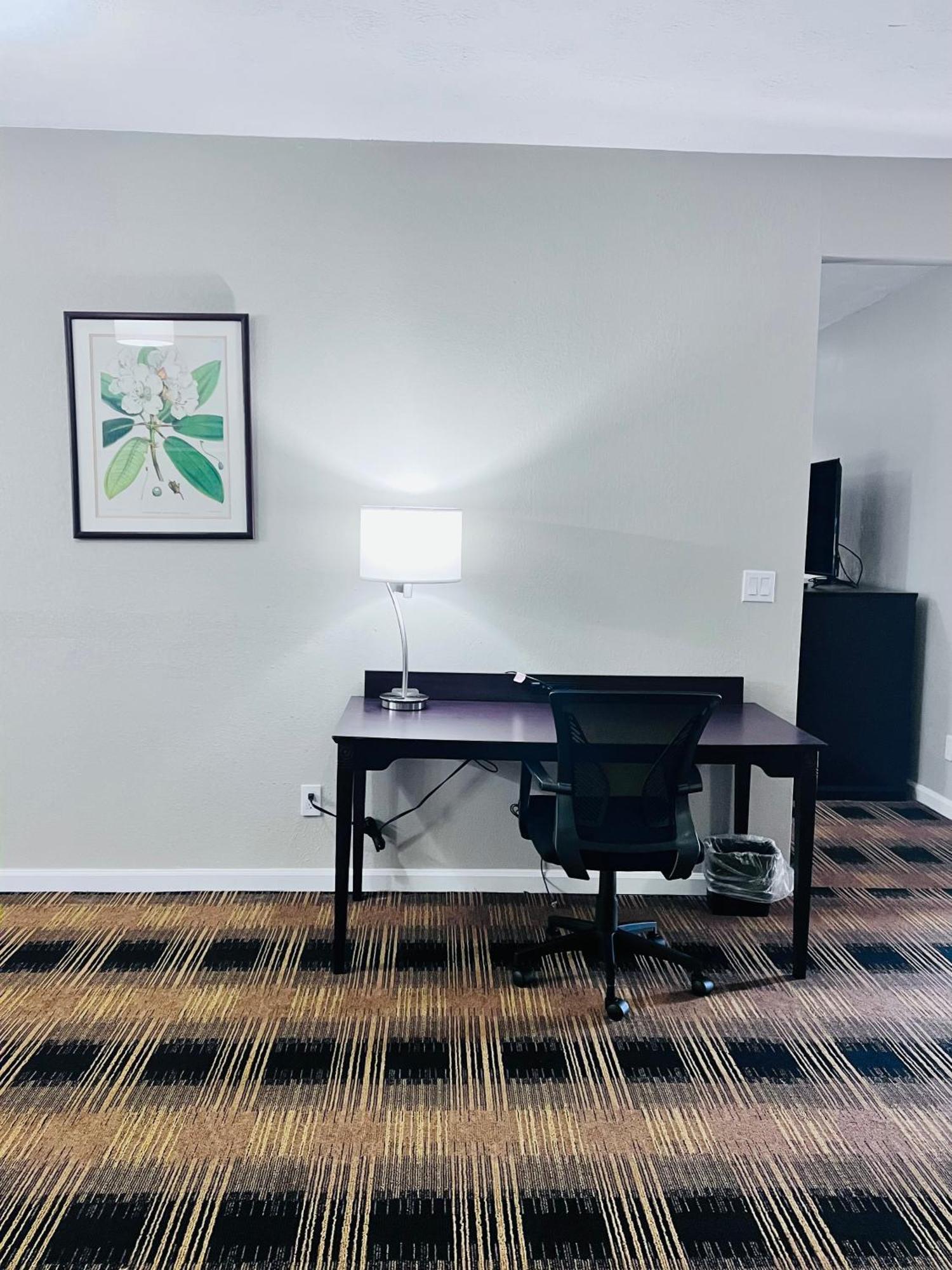 Budgetel Inn & Suites Dillard Extérieur photo